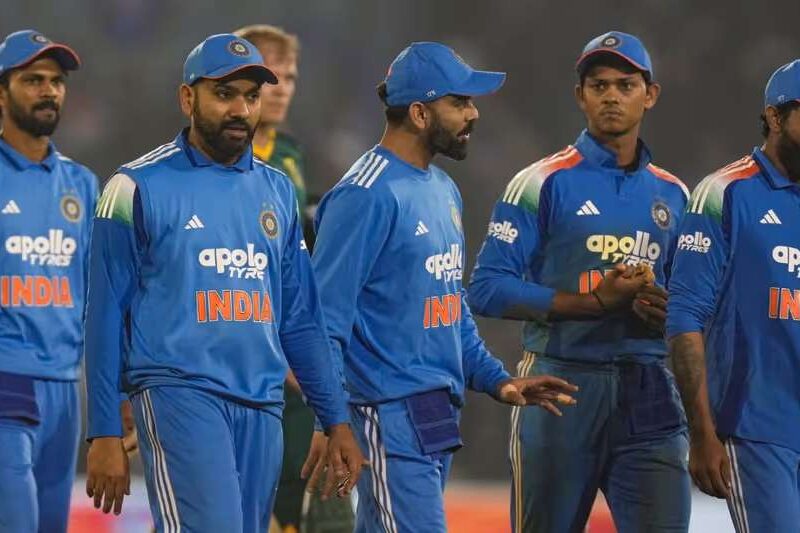 न्यूजीलैंड के खिलाफ पूरे वनडे सीरीज बाहर हुआ टीम का सबसे घातक बल्लेबाज, अचानक चोटिल हो मैदान में गिरा